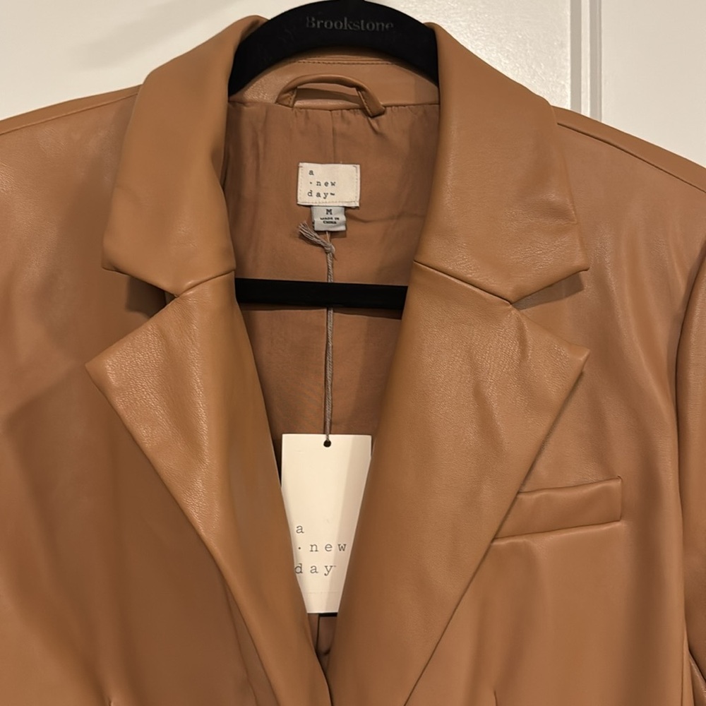 Brown leather blazer - Picture 2 of 4